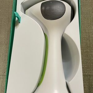 Tria Beauty White and Green Hair Removal Device 4X 5 V